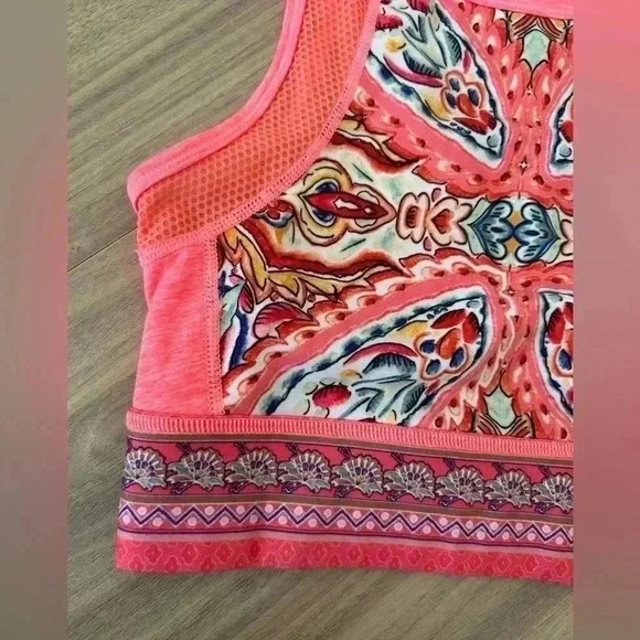 Nanette Lepore Sports Crop Top Play Carousel Sports Bra Coral Pink Racer X Small - Picture 3 of 7